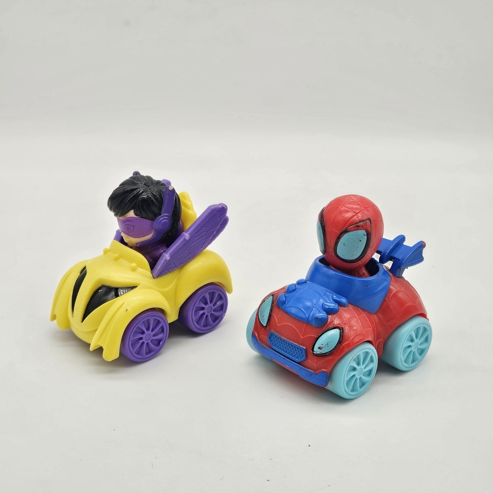 Marvel Spidey and His Amazing Friends Web Racers Car Lot